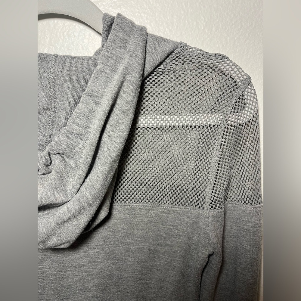 Garage Women’s Gray Hooded Sweater Dress, Size Medium - Picture 4 of 4